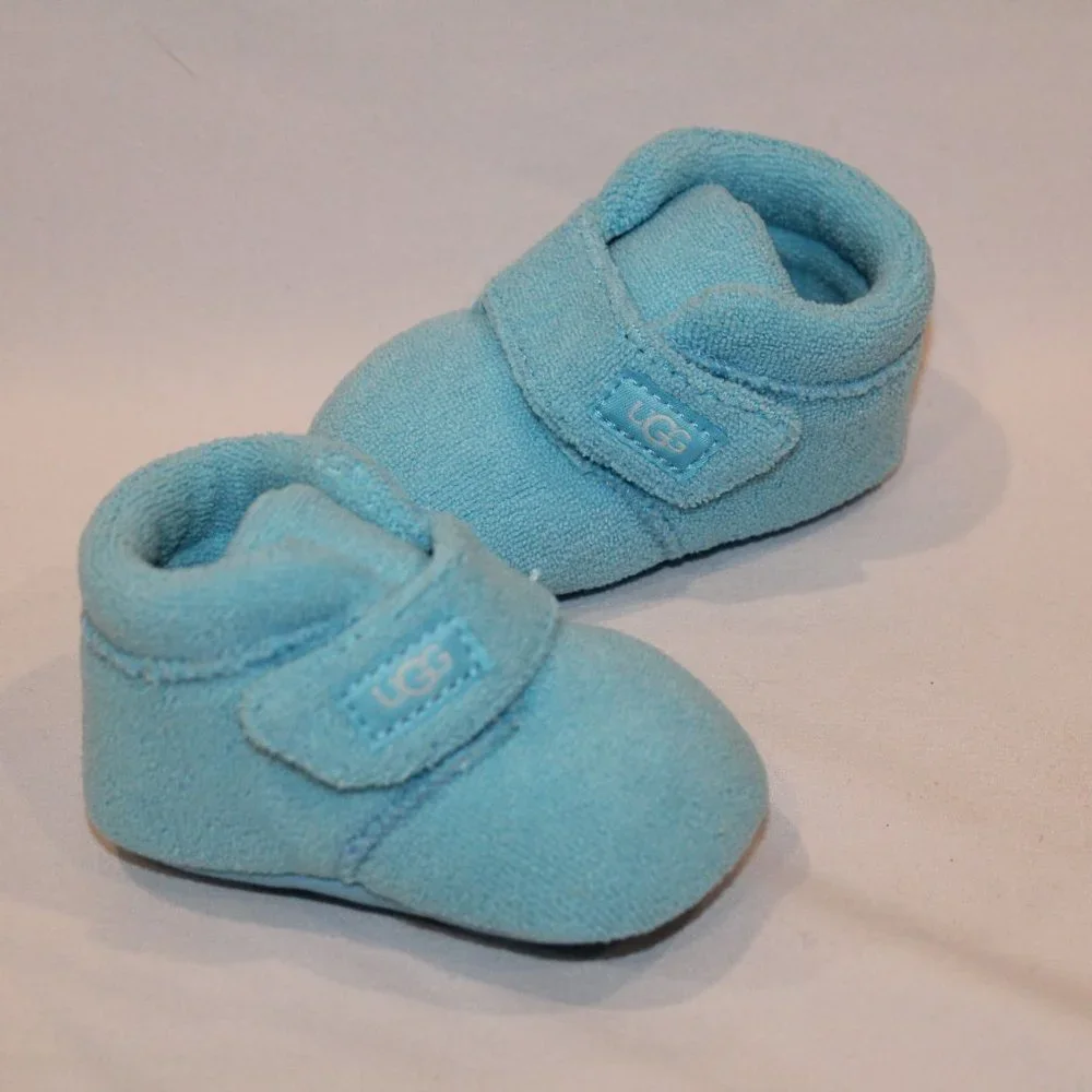 NIB UGG BOY'S GIRL''S BABY‎ INFANT BOOTIES SKY BLUE